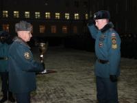 Начальник института вручил кубки и дипломы победителям и призерам соревнованийНачальник института вручил кубки и дипломы победителям и призерам соревнований