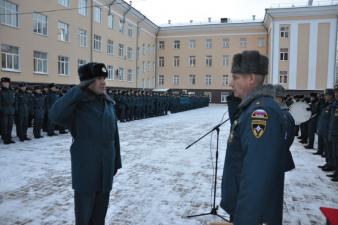 На построении вручены дипломы за победу в турнире по гиревому спорту