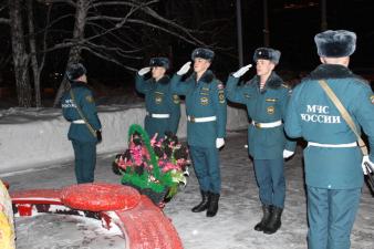 27.12.2016 Построение по случаю Дня спасателя Российской Федерации