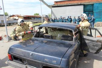 Практические занятия по проведению аварийно-спасательных работ