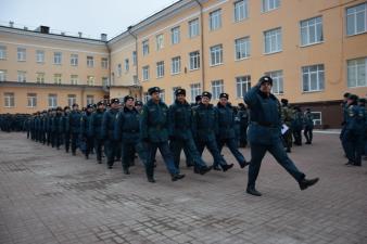 На еженедельном построений вручены медали и кубки