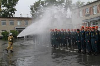 Оранжевые береты вручены первокурсникам