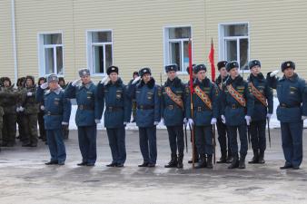 Первая гарнизонная тренировка к параду на территории военного городка