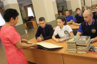 Занятие первокурсников  на фабрике памяти