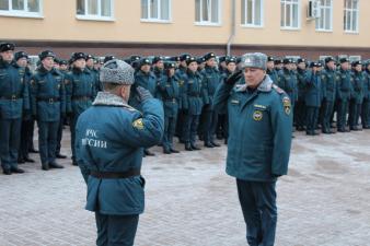 На построении чествовали призеров