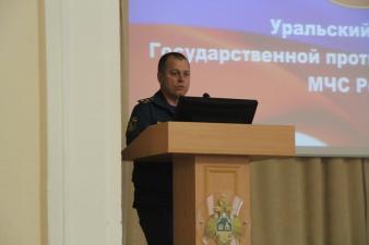 Тема противодействия коррупции обсуждена на занятии по служебной подготовке 