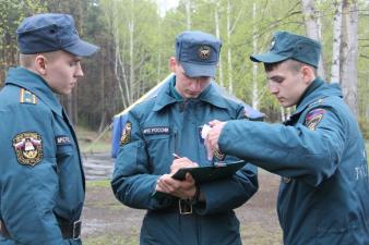 Курсанты помогают в судействе соревнований «Школа безопасности»