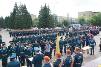 В добрый путь, выпускники!