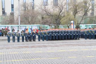 09.05.2015 Участие личного состава в параде войск в ознаменование 70-летия победы в Великой отечественной войне