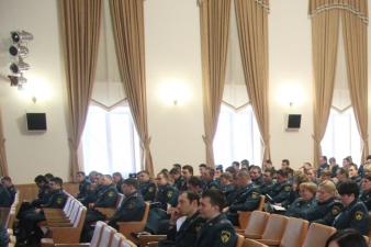 Тема противодействия коррупции обсуждена на занятии по служебной подготовке 