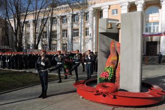 Митинг в День памяти сотрудников МЧС России, погибших при исполнении служебных обязанностей