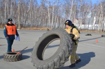 Одна победа и два призовых места на региональных соревнованиях по кроссфиту в Челябинске