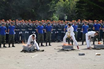 В добрый путь, выпускники!