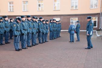 К переходу на зимнюю форму одежды готовы