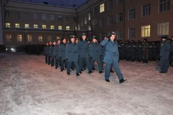 На построении вручены награда и погоны