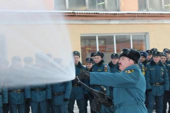 Презентация отечественного автомобиля для тушения пожаров