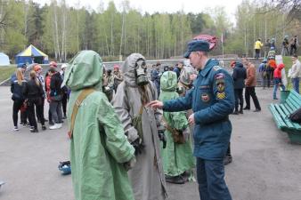 Курсанты помогают в судействе соревнований «Школа безопасности»