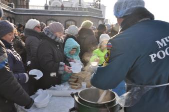 Курсанты приняли участие в праздничном крестном ходе