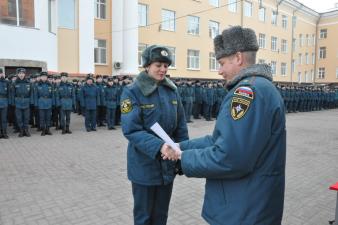 Еженедельное построение личного состава института