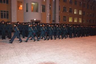 На построении состоялась передача касок