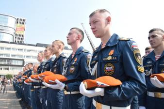 02.07.2016 Выпуск молодых специалистов МЧС России