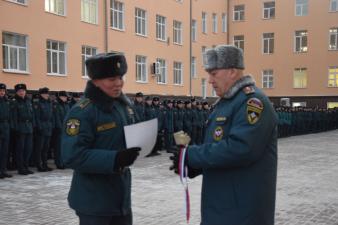 Курсантам-победителям вручены награды