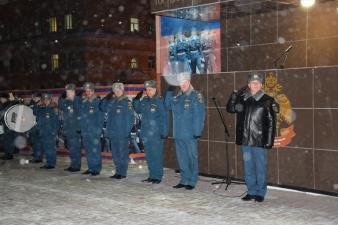 Первое в текущем году еженедельное построение личного состава