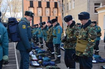 В институте состоялся строевой смотр всего личного состава