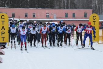 Участники лыжной гонки – сотрудники института