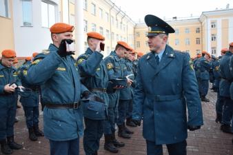 К переходу на летнюю форму одежды готовы 