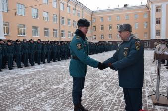 Торжественное построение по случаю Всемирного дня гражданской обороны