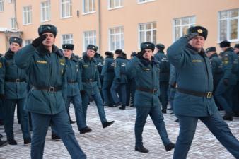 Торжественное построение по случаю Всемирного дня гражданской обороны