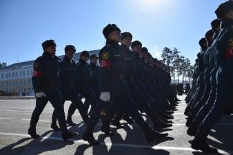 На очередной репетиции Парада Победы тренировали дефиле