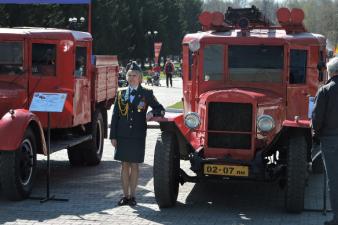 На аллее Ратной Славы открыли стелу пожарным и спасателям   