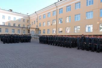 На общем построении были подведены итоги за прошедшую неделю