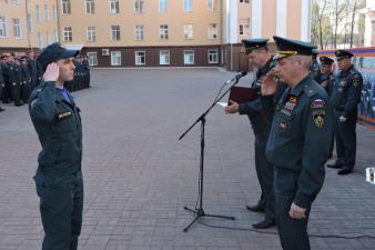 На общем построении были подведены итоги за прошедшую неделю