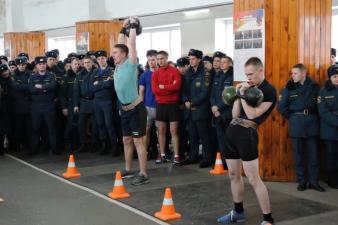 Соревнования по гиревому спорту