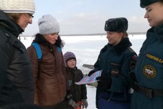 Продолжается акция «Безопасный лёд»