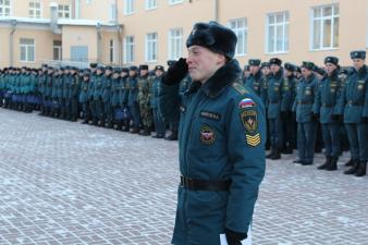 На построении вручены дипломы спортсменам, одержавшим победу