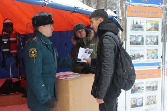 День призывника с участием личного состава вуза