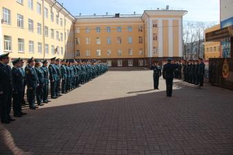 Строевой смотр летней формы одежды личного состава