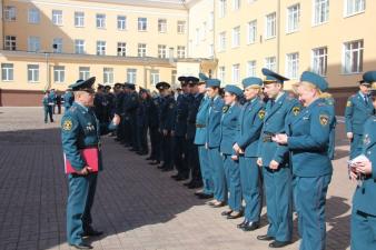 Строевой смотр летней формы одежды личного состава