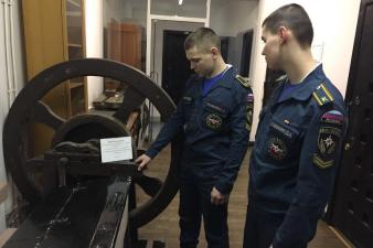 Гостями одного из старейших музеев города стали курсанты института