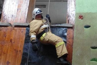 Работники Газпрома завершили обучение на спасателей