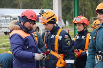 Сложные погодные условия-не помеха для десантирования