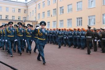 Торжественный митинг по случаю Дня гражданской обороны и Дня учителя