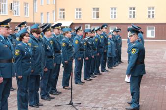 Строевой смотр летней формы одежды