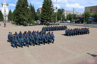 Репетиция выпуска молодых специалистов МЧС России