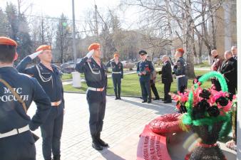 29.04.2016 День памяти сотрудников, погибших на боевом посту