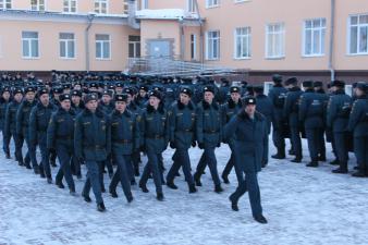 На еженедельном построении подведены итоги и вручены награды